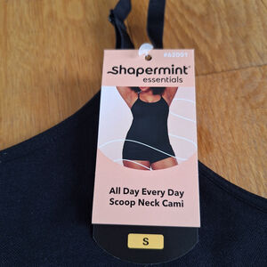 NWT Shapermint Womens S Essentials All Day Every Day Scoop Neck Cami Black 62001